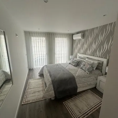 B T4 * Pombal